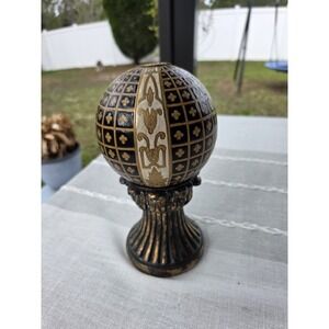 VTG Oriental Accents Ornate  Sphere Ball Orb w Stand Gold Black Cream 4"